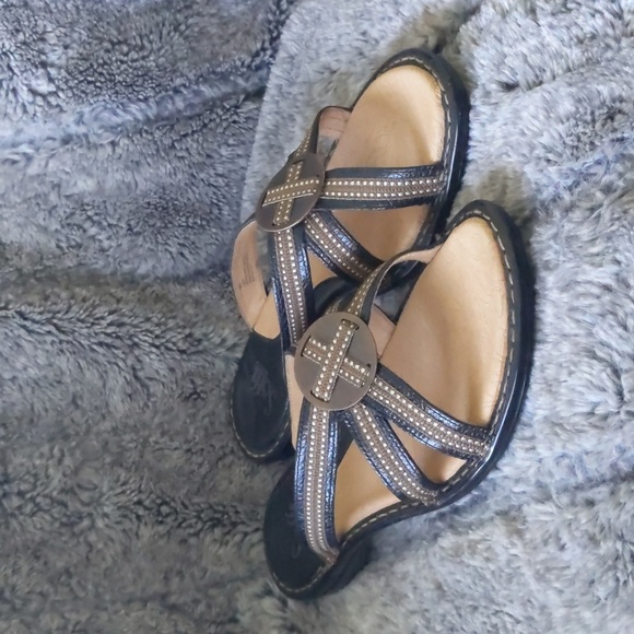 Sofft Shoes - Women's Sofft Sandals sz 9 1/2W​​​​